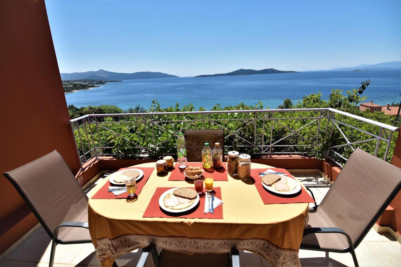 Blue Bay View - Beach House Vathirrevma Exterior foto